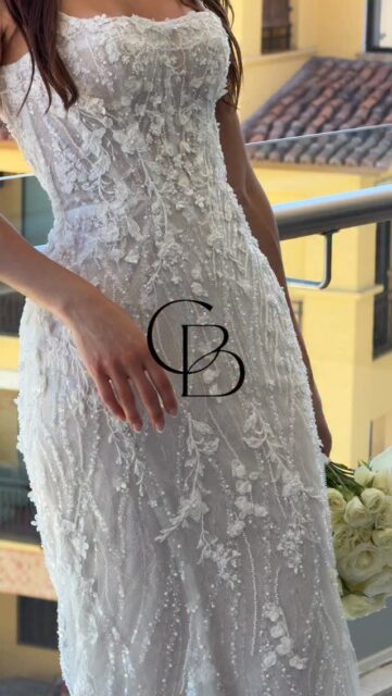 For the modern bride, this gown is where softness meets intention. A sculpted, corseted bodice melts into sheer layers of floral appliqué, creating a silhouette that feels both effortless and sharply defined. It’s delicate without being precious—every detail placed with purpose, every shimmer catching light in motion.

There’s an ease to it, a quiet confidence. The texture does the talking, blooming across the form in a way that feels organic yet editorial. Paired with sunlit architecture, it reads fresh, unfussy, and undeniably current.

This is bridal reimagined for a new generation—refined, self-assured, and beautifully undone.

#cabobride #modernbride #cabowedding #destinationweddings