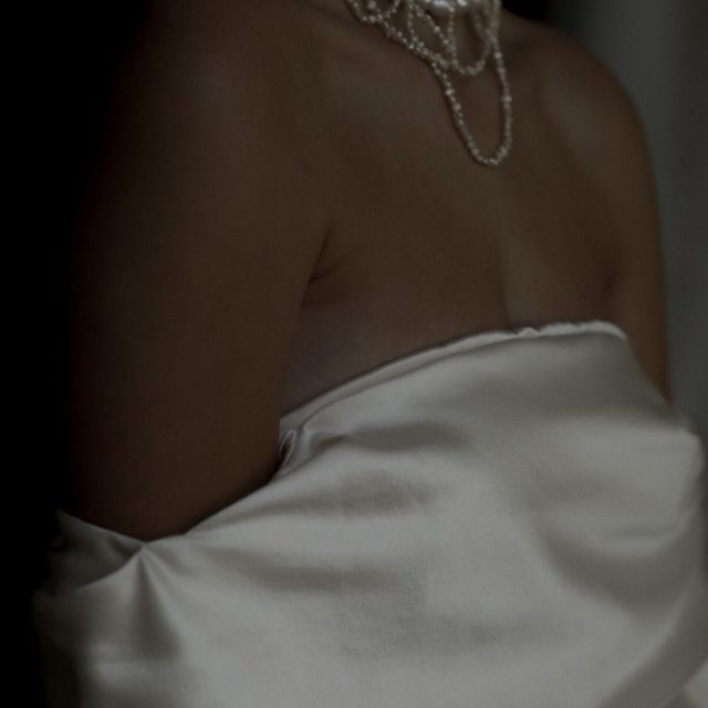 Pearls, delicate chains, and heirloom-worthy details—because bridal jewelry should feel just as intentional as the gown.

From sculptural pearl chokers to cascading drops, the right pieces don’t simply accessorize the look; they become part of the story. ✨

Discover the art of bridal adornment, where timeless elegance meets modern romance.

#CaboBride #BridalJewelry #BridalStyle #BridalAccessories #PearlJewelry