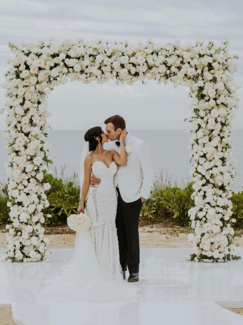 The perfect couple! An altar of blooms, an ocean backdrop, and the kind of love that makes time stand still.

Photographer: @danielaortizphoto 
Planner: @cabobeachweddings 

#cabobride #weddinginspo #weddingcontent